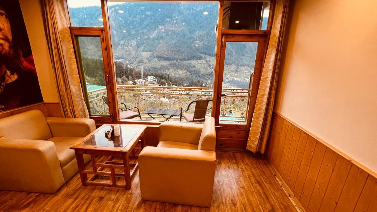 Old Smugglers With Balcony Mountain View Ac Hot And Cold Near To Hadimba Temple Near To Mall Road#free Pick From Volvo Bus Stand Manali (Himachal Pradesh)