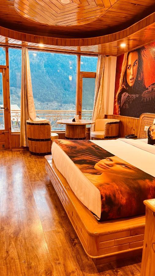 Old Smugglers With Balcony Mountain View Ac Hot And Cold Near To Hadimba Temple Near To Mall Road#free Pick From Volvo Bus Stand 4* Manali (Himachal Pradesh)